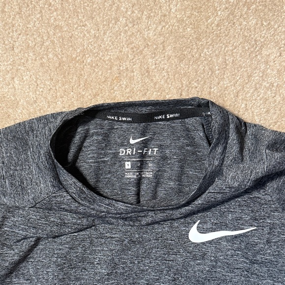 Nike Dark Gray Long Sleeve Top - Picture 2 of 3